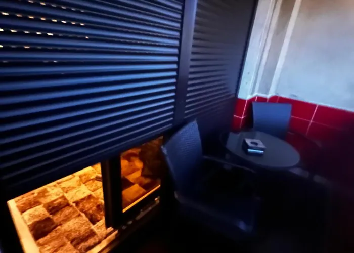 V I P Apartament *