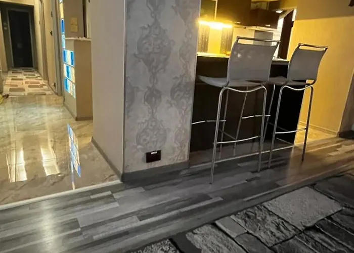 V I P Apartament *
