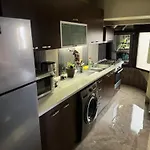 Apartment V I P