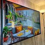 V I P Apartment *