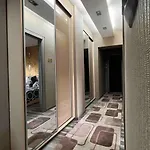 V I P