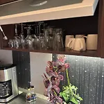 Apartment V I P