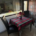 Apartment V I P *